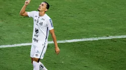 Diego Pituca em partida pelo Santos