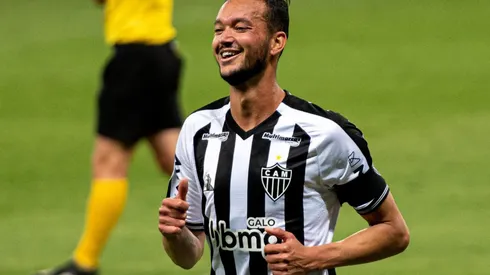 Réver deve ser titular na ausência de Alonso - Foto: Alessandra Torres/AGIF.