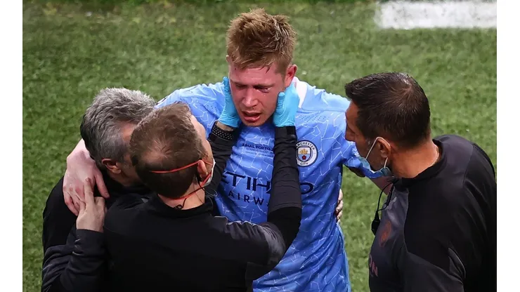 De Bruyne tem múltiplas fraturas na face por choque com Rüdiger