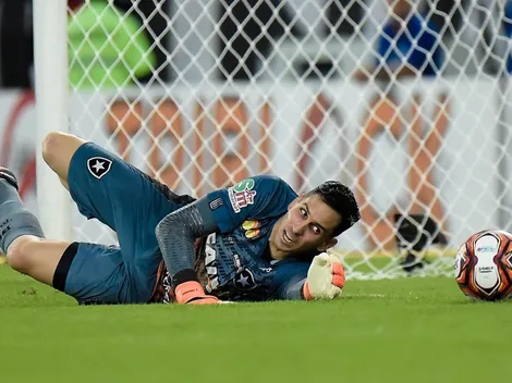 Gatito passa por cirurgia e Botafogo 'trava' negociação por renovação