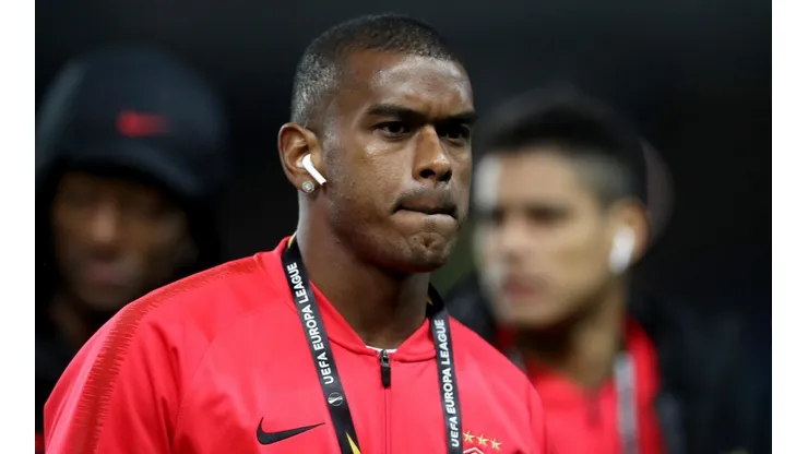 Robson foi para a Rússia para trabalhar com o volante Fernando (Foto: Getty Images)