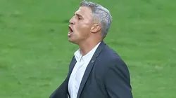 Crespo pediu a permanência do jogador - Foto: Marcello Zambrana/AGIF.