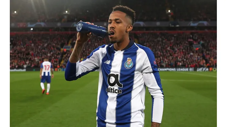 Zagueiro atuou pelo Porto na temporada 2018-19 antes de ser vendido ao Real Madrid (Foto: Getty Images)