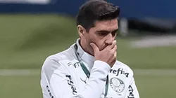 Situações recentes trouxeram críticas ao treinador - Foto: Marcello Zambrana/AGIF.