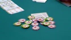 Five Card Draw também é conhecido como poker fechado