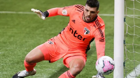 Tiago Volpi foi o goleiro do time que tirou o São Paulo da fila (Foto: Getty Images)