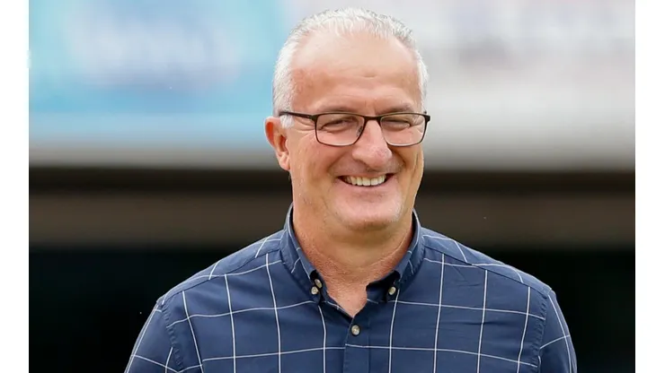 Dorival Júnior é considerado uma opção dentro das realidades do clube - Foto: Marcello Zambrana/AGIF.