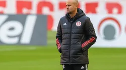 Espanhol foi derrotado na primeira final comandando o Internacional (Foto: Pedro H. Tesch/AGIF)