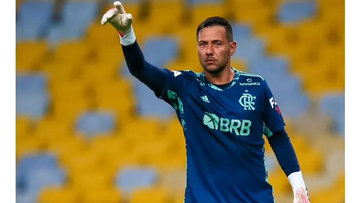 Diego Alves em partida pelo Flamengo