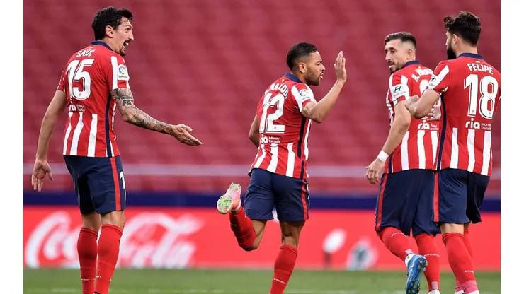 Jogadores de Atlético de Madri, em partida do Campeonato Espanhol (Foto: Getty Images)