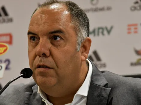 Braz faz investida por defensor do Corinthians