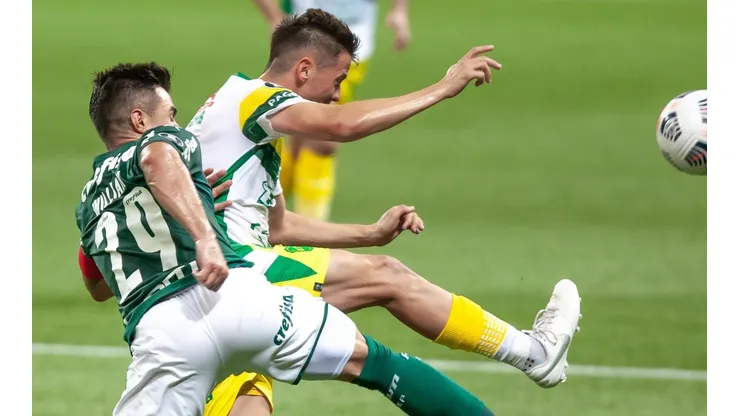 Palmeiras e Defensa y Justicia vão empatando por 2 a 2 (Foto: Marcello Zambrana/AGIF)
