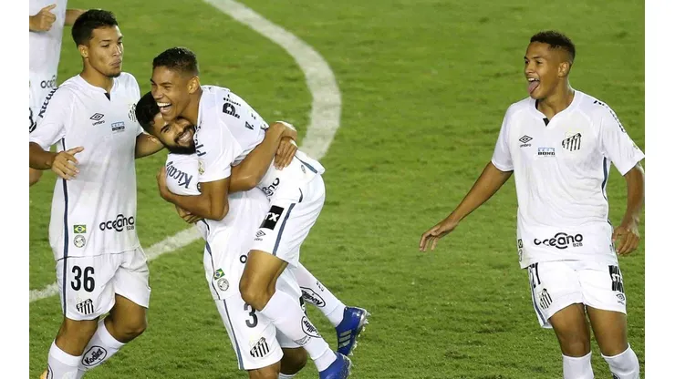 Santos visita o The Strongest nesta terça-feira (18), pela Libertadores