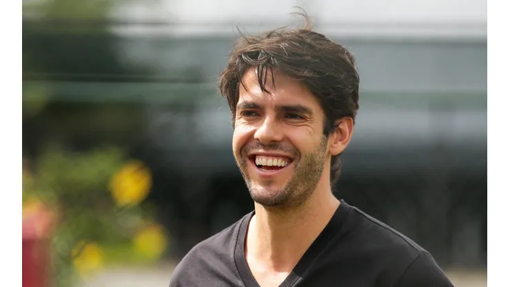 Kaká fica encantado com Crespo