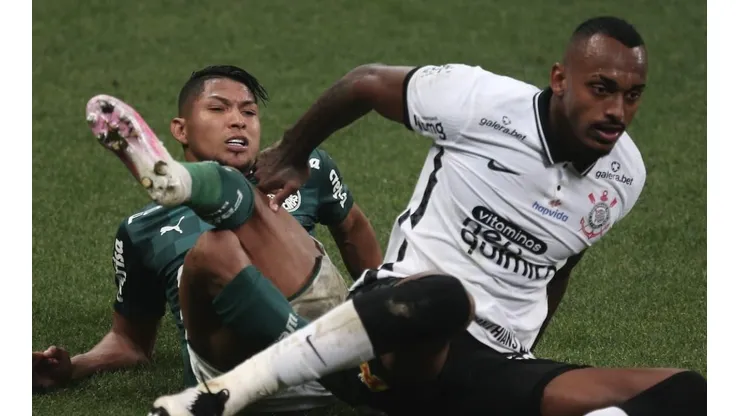 Palmeiras derrotou o Corinthians por 2 a 0 e avançou à final do Paulistão