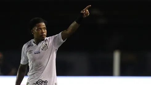 Marinho desfalca o Santos contra o The Strongest, pela Libertadores