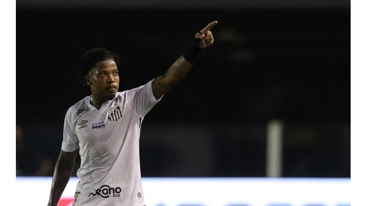 Marinho desfalca o Santos contra o The Strongest, pela Libertadores