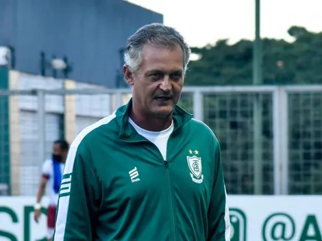 Lisca liga 'modo chororô' após empate com Atlético