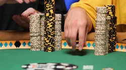Profissionais do poker só contam com a sorte em momentos isolados