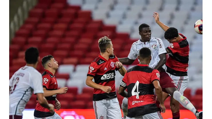 Ferj revela que ainda vai insistir em ter púbico no segundo jogo do Campeonato Carioca. (Foto: Thiago Ribeiro/AGIF)