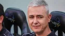 Tiago Nunes analisa possibilidades para surpreender no Gre-Nal - Foto: Gabriel Machado/AGIF.