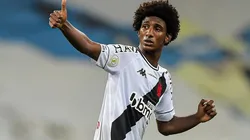 Atacante não vive um bom momento - Foto: Thiago Ribeiro/AGIF.