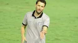 Elano substituiu Pintado no comando da Ferroviária (Foto: Marcel Lisboa/AGIF)