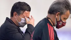 Jogo entre Junior Barranquilla x River Plate acontece mesmo depois de bombas de gás lacrimogêneo invadirem estádio. (Foto: Getty Images)