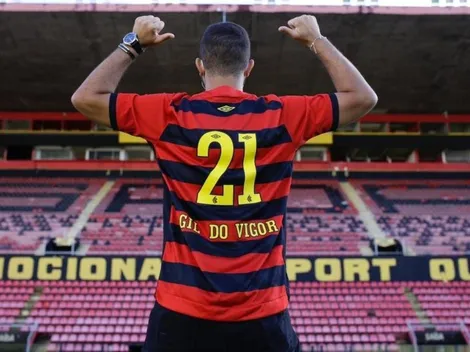 Gil do Vigor recebe camisa do Sport na Ilha do Retiro