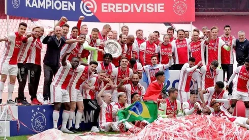 O Ajax foi campeão holandês pela 35ª vez