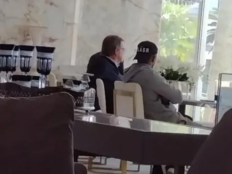 Vaza foto de reunião em POA e Douglas Costa acerta retorno ao Grêmio