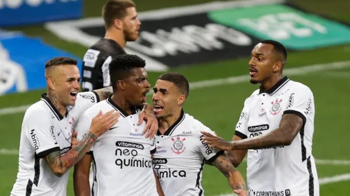 Corinthians goleia a Inter de Limeira por 4 x 1 e se classifica para a semifinal do Paulistão. (Marcello Zambrana/AGIF)