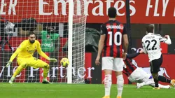 Juventus e Milan se enfrentam neste domingo (9)