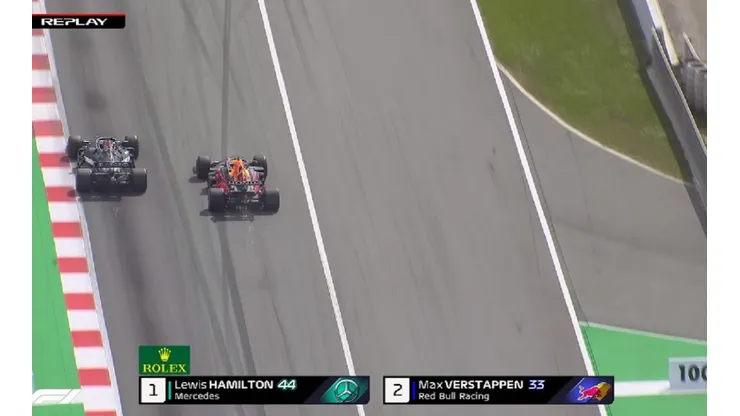 Lewis Hamilton ultrapassa Max Verstappen nas últimas voltas do GP da Espanha