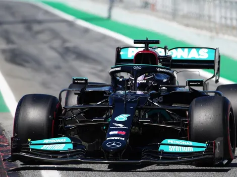 GP da Espanha: Hamilton supera Verstappen no final do Q3 e conquista mais uma pole position na carreira