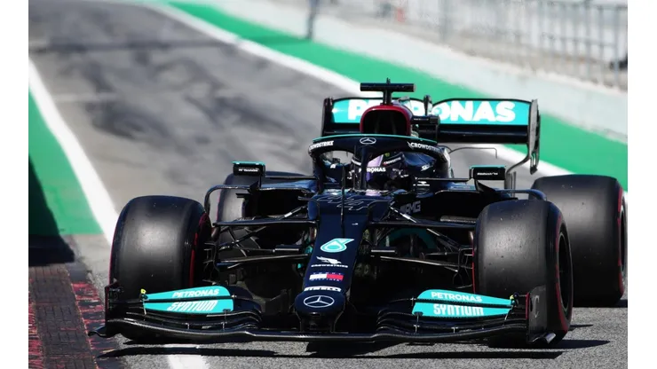 GP da Espanha: Hamilton supera Verstappen no final do Q3 e conquista mais uma pole position. (Foto: Getty Images)