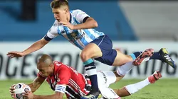 Partida foi marcada por muita disputa por espaço (Foto: Getty Images)