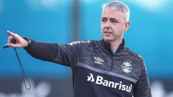 Tiago Nunes deve receber novidades em breve no Tricolor - Foto: Lucas Uebel/Flickr Oficial do Grêmio/Divulgação.