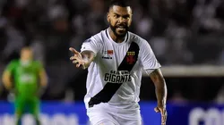 Zagueiro pode causar problema milionário ao Vasco - Foto: Thiago Ribeiro/AGIF.