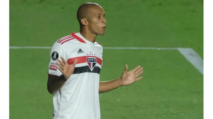 Miranda balançou as redes no empate do São Paulo diante do Corinthians (Foto: Marcello Zambrana/AGIF)