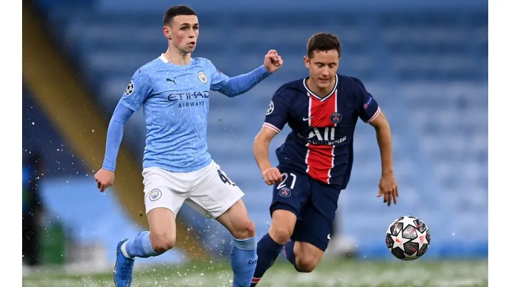 Duelo é acirrado no Etihad Stadium (Foto: Getty Images)