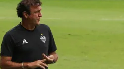 Treinador concedeu entrevista coletiva após vitória sobre o Tombense (Foto: Fernando Moreno/AGIF)