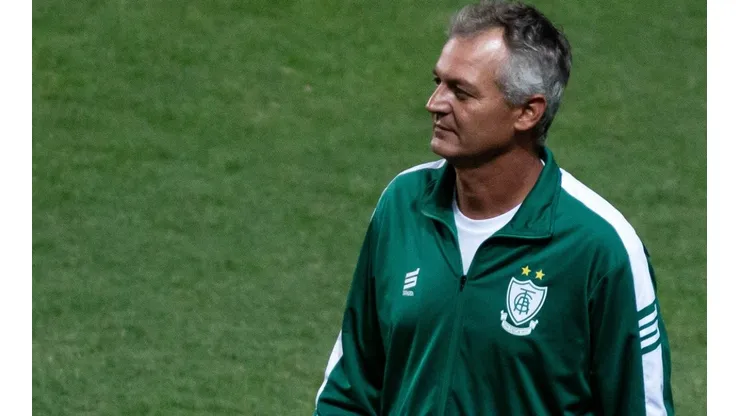 Lisca se envolveu em confusão durante Cruzeiro x América-MG