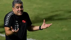 Para o treinador, ainda é possível reverter o placar (Foto: Thiago Ribeiro/AGIF)