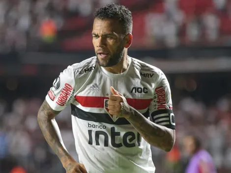Daniel Alves elogia passagem de Fernando Diniz no São Paulo e fala sobre a Copa do Mundo de 2022