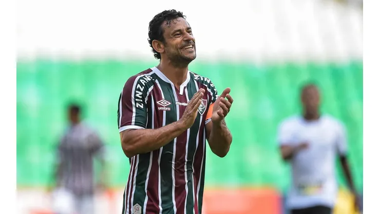 Fred marcou o gol que vai dando a vitória ao Fluminense (Foto: Thiago Ribeiro/AGIF)