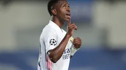 Antes de Real Madrid x Chelsea, pela Champions League, Vinícius Júnior recebeu o apoio dos fãs