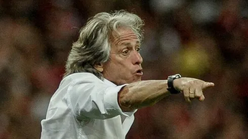 Treinador do Benfica confirmou que o jogador vem deixando a desejar - Foto: Allan Carvalho/AGIF.