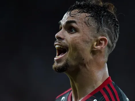 Diretoria do Flamengo bate o martelo após interesse do Grêmio por Michael