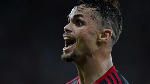 Michael é reserva no Flamengo - Foto: Thiago Ribeiro/AGIF.